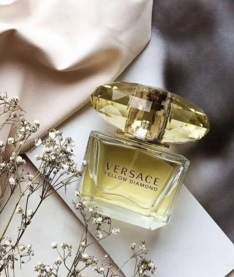 Versace Yellow Diamond Perfume for Women 90ml (Premium) – image 2