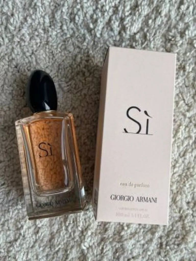 Giorgio Armani Si Perfume for Women 100ml – image 2