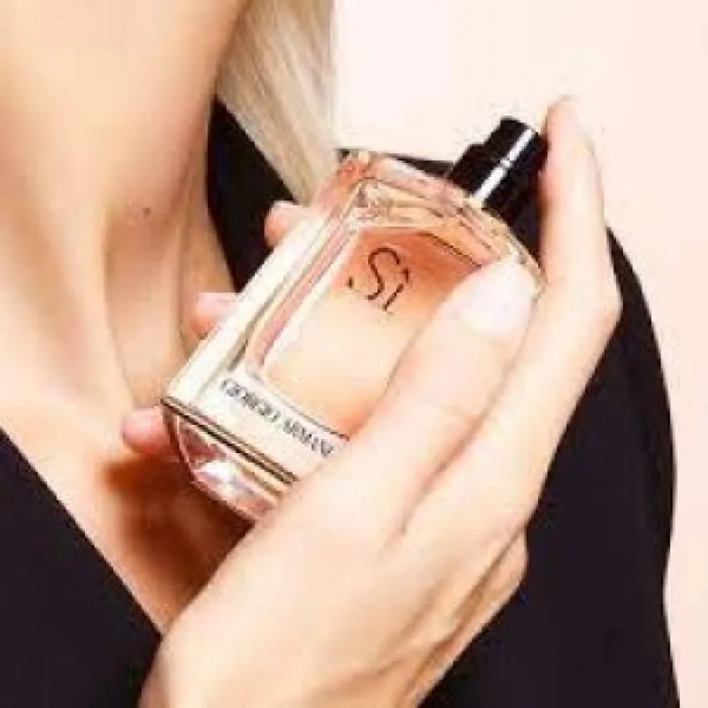 Giorgio Armani Si Perfume for Women 100ml – image 4